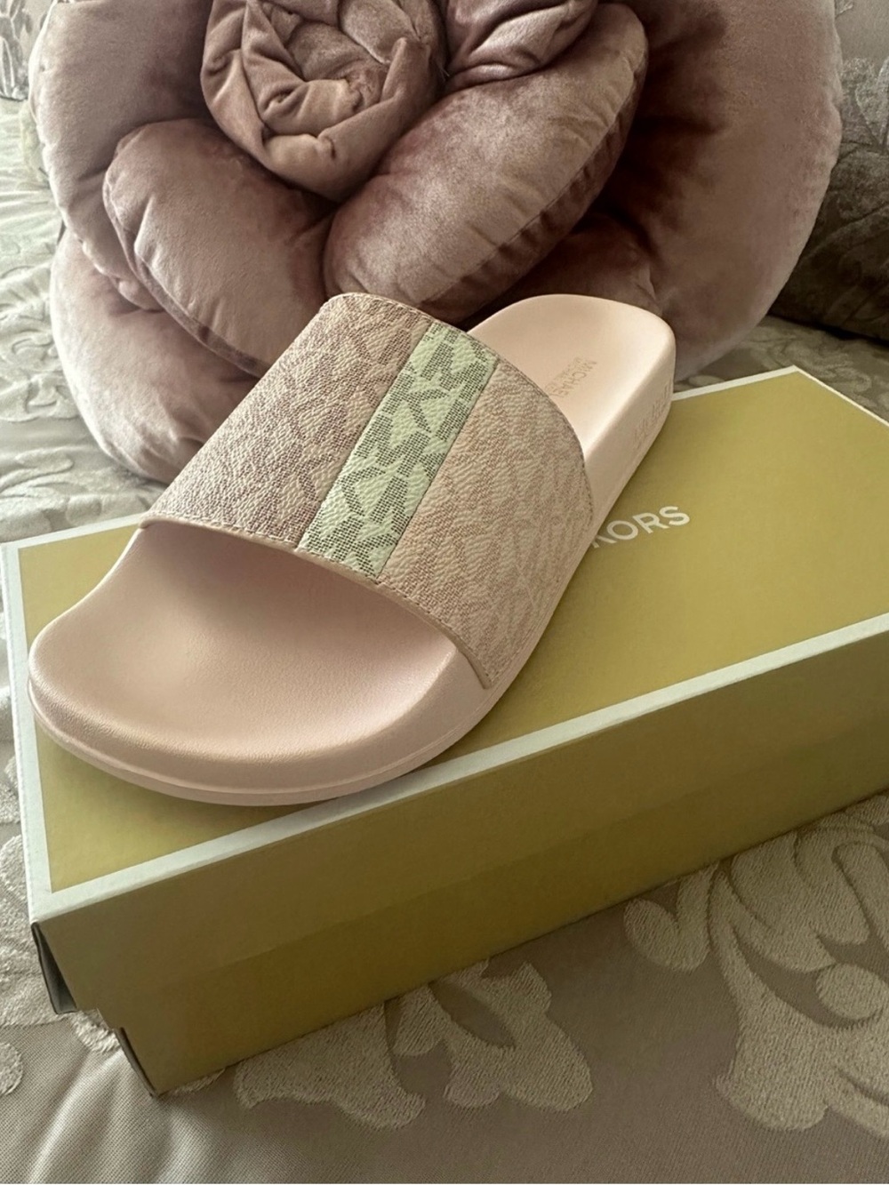 Michael Kors Blush Pink Logo-Trim Slide Sandal (New Size 7)